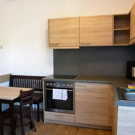 Han/Misafirhane Blaue Traube