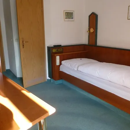 Han/Misafirhane Blaue Traube *