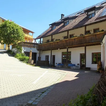 Blaue Traube * Gebenbach